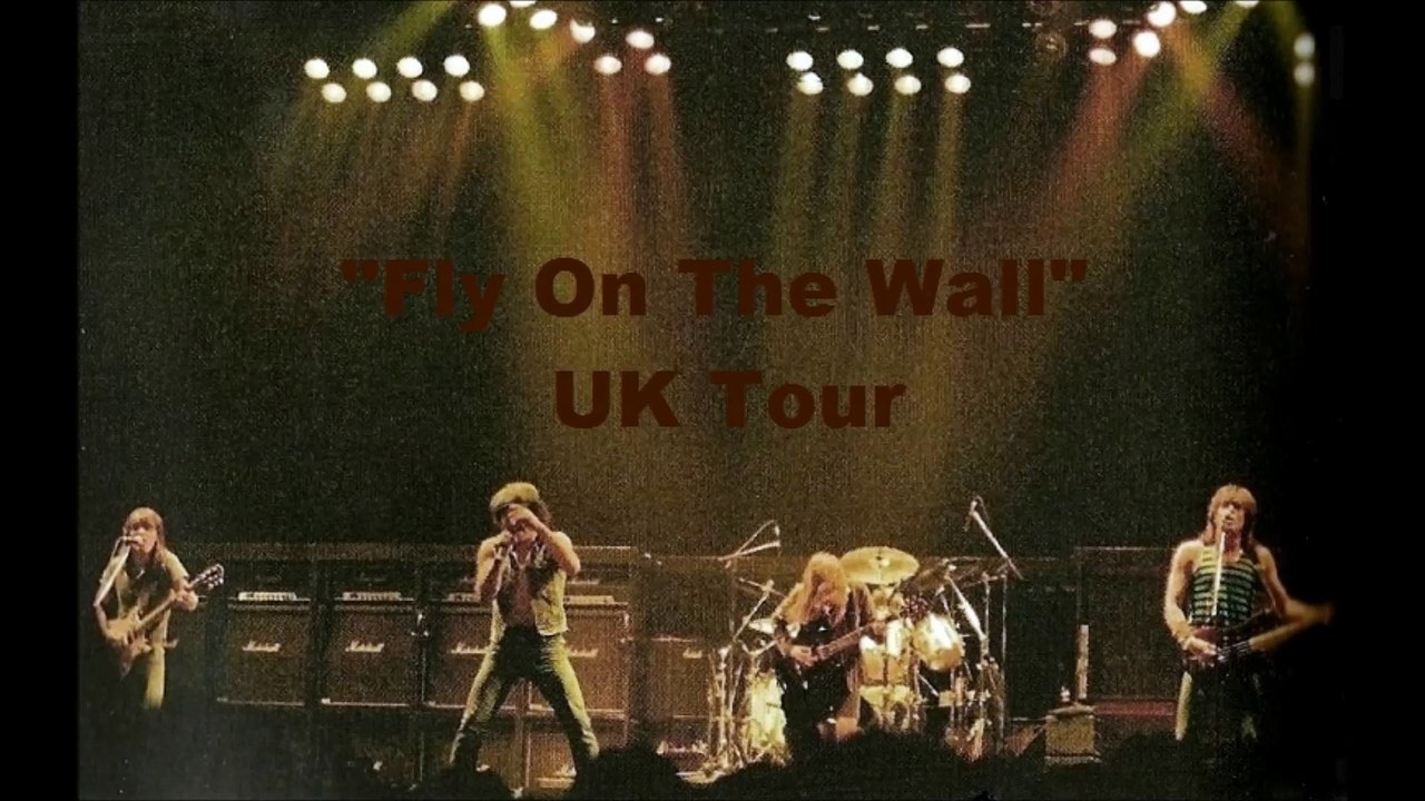 AC / DC - 14 - Hell's bells (Wembley - 1986)