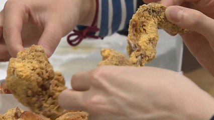 [YTN 실시간뉴스] 치즈치킨 반마리, '하루 나트륨' 섭취량 / YTN