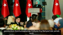 Emine Erdoğan'ın Külliye'de verdiği yemeğe ünlüler akın etti!