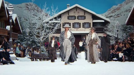 CHANEL تقدّم أول عرض بغياب كارل لاغرفيلد... إليكِ أبرز التصاميم