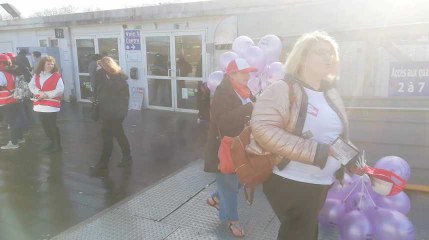 Journée des droits de la femme: action à la gare de Mons
