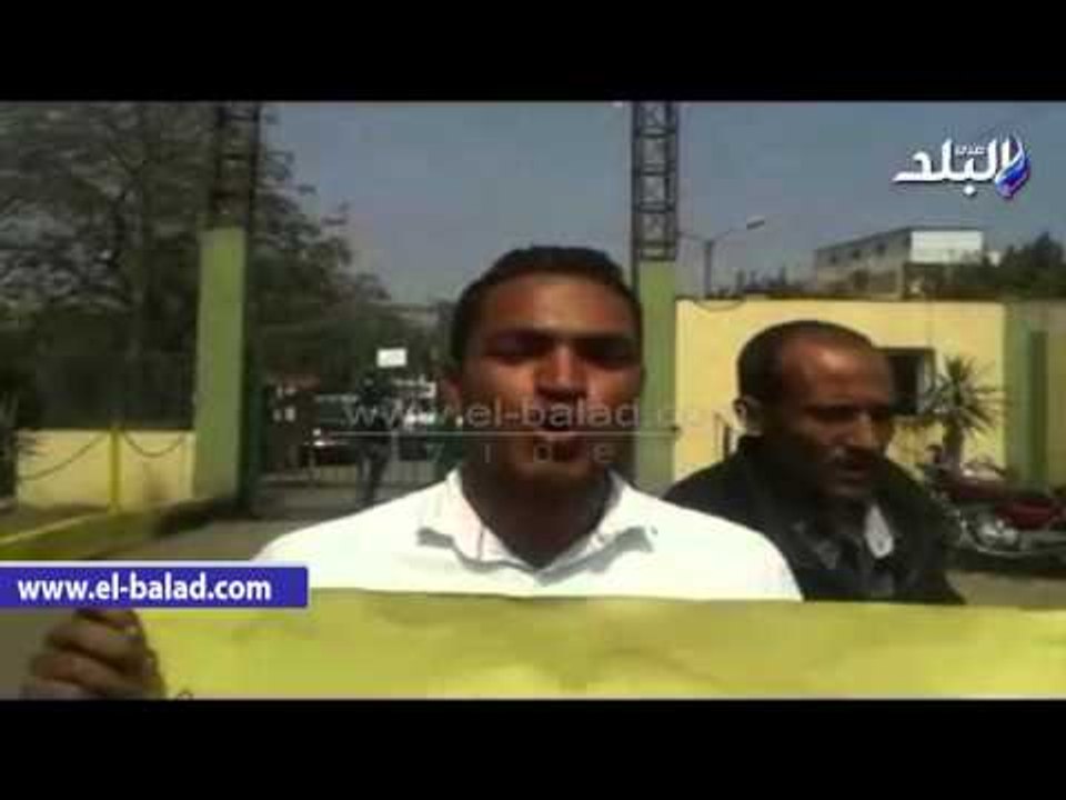 صدى البلد | عشرات العمال المؤقتين بـ"مياه أسيوط" يواصلون اعتصامهم للمطالبة بالتثبيت