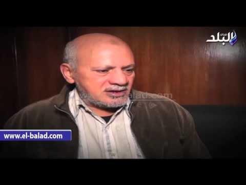 صدى البلد | وزير الداخلية يقبل رأس والد دربكة .. ويؤكد له: حق ابنك مسئوليتى الشخصية