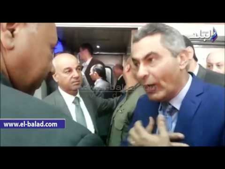 صدى البلد | وزير النقل يلتقي المواطنين بمحطة سيدي جابر بالإسكندرية