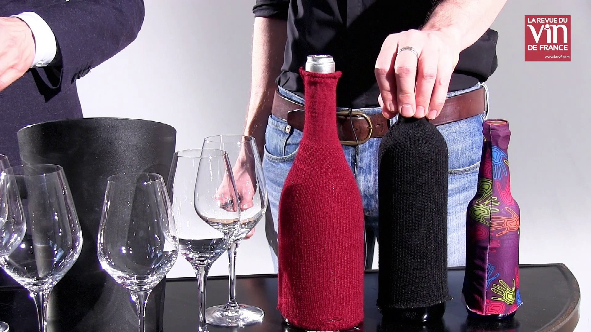 Peut-on consommer une bouteille de vin oubliée au congélateur ? - Vidéo  Dailymotion