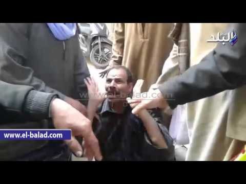 صدى البلد | انهيار وبكاء عمال النيل للاقطان بوقفتهم الاحتجاجية امام الوزراء