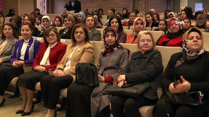 Fatma  Şahin: “Kadınlar Şehri konuşuyor” konulu söyleşiye katıldı