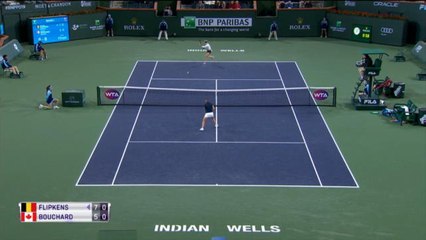 لقطة:تنس: كرة طائرة رائعة من فليبكينز تفاجئ بوشار