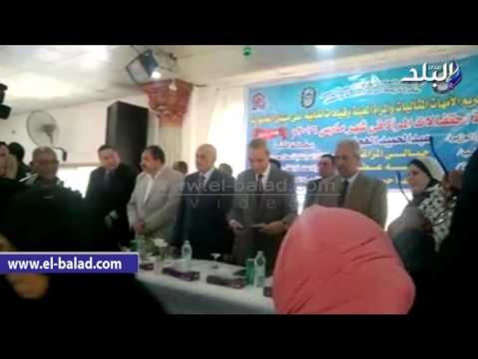 صدى البلد |  اتحاد نقابات عمال مصر يكرم عدد من الأمهات المثاليات