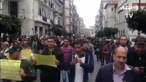 آلاف المتظاهرين في الجزائر ليوم الجمعة الثالث على التوالي رفضا لترشح بوتفليقة لولاية خامسة