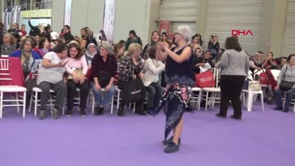 İzmir'de Kadın Festivali Düzenlendi