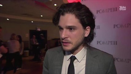 "J'ai été choqué et surpris" : Kit Harington (Jon Snow) a "pleuré" en découvrant la fin de Game of Thrones