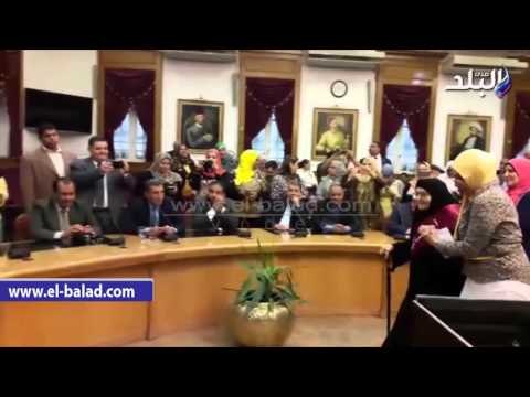 صدى البلد | القائم بأعمال محافظ القاهرة يكرم الأمهات المثاليات ..ويؤكد الأم مصنع الرجال