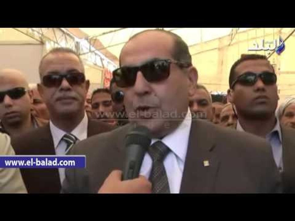 صدى البلد | محافظ سوهاج يفتتح معرضا للسلع الغذائية المخفضة