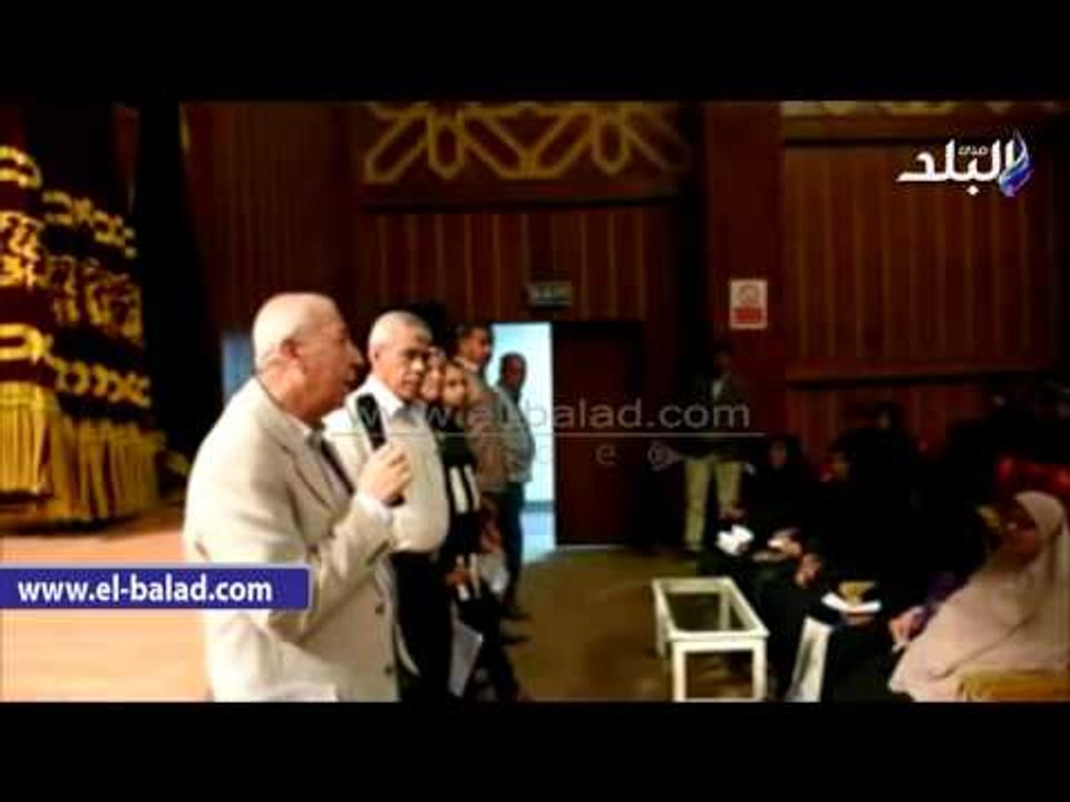 صدى البلد | محافظ أسوان يقرر صرف إعانات عاجلة لـ12 مواطنًا