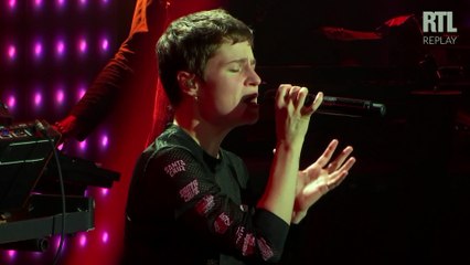 Christine and The Queens - 5 Dols (Live) - Le Grand Studio RTL