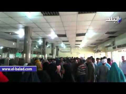 صدى البلد | إقبال كبير من المواطنين لسحب كراسات الشروط الخاصة بوحدات الإسكان الاجتماعى