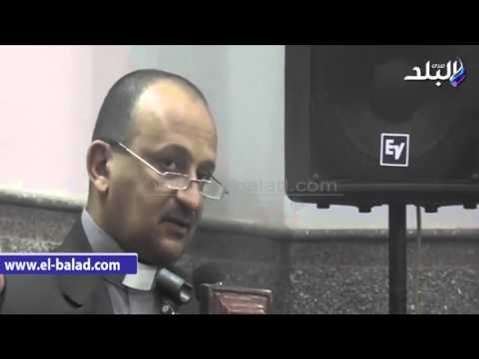 صدى البلد |محافظ الدقهلية يزور الكنيسة الإنجيلية لتهنئة الأقباط بعيد القيامة