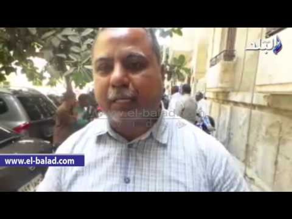 صدى البلد | ملاك باكيات خان الخليلى بالإسكندرية يتابعون شكواهم فى مجلس الوزراء