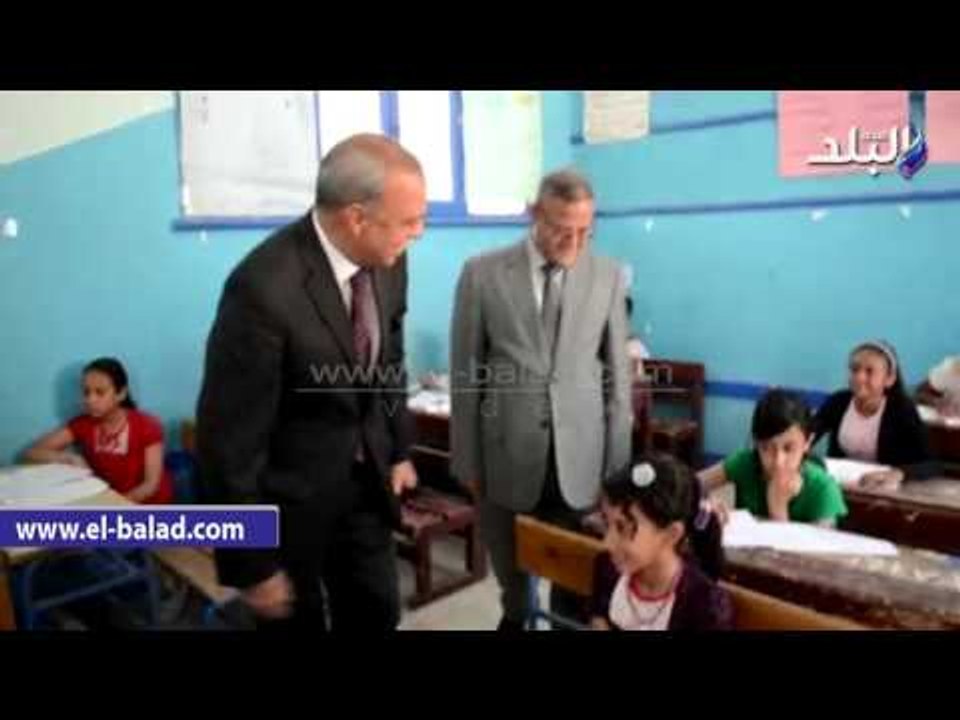 صدى البلد |  الهجان يطمئن على سير امتحانات الشهادة الابتدائية بمدارس مدينة قنا