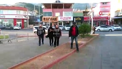 Kadın hırsızları izinli polis yakaladı