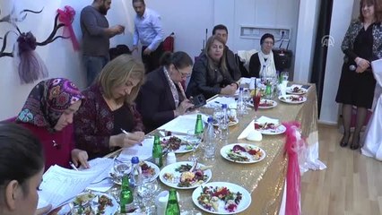 Kadınlar Hazırladıkları Salatalarla Hünerlerini Sergiledi