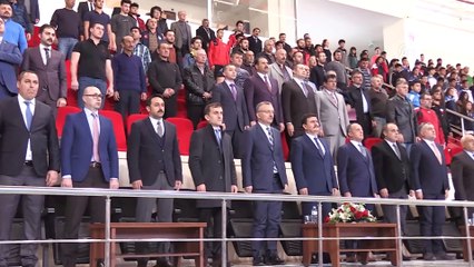 Türkiye Gençler Serbest Güreş Şampiyonası başladı