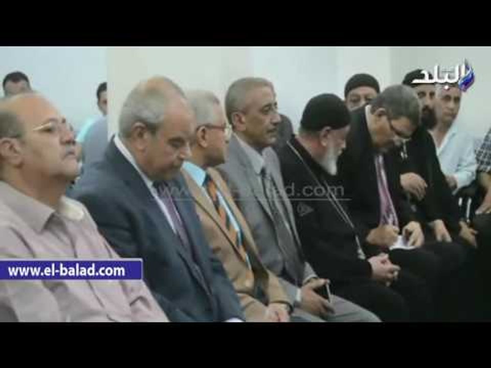 صدى البلد | محافظ المنيا يقدم واجب العزاء لأسرة أحد ضحايا الطائرةالمنكوبه