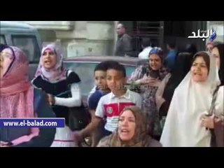 صدى البلد | وقفة لقدامى خريجي كلية التربية أمام "الوزراء" للمطالبة بتعيينهم