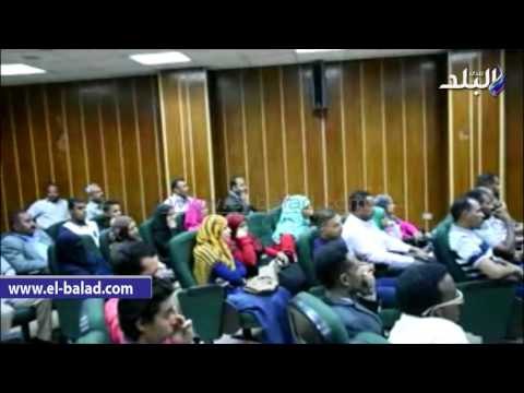 صدى البلد | أسوان تخصص يوم للإحتفال بعامل النظافة وتمثال بأحد الميادين