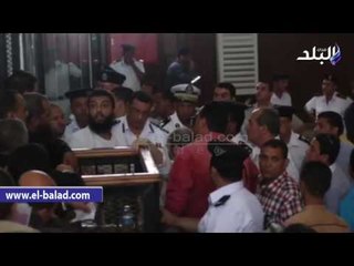 صدى البلد | مشادات بين المتهمين وقوات الأمن في قضية "فض رابعة"