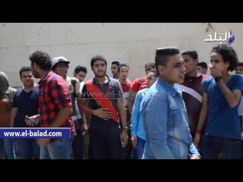 صدى البلد طلبة الثانوية العامة يتظاهرون أمام التربية والتعليم : مستقبلنا راح ببلاش