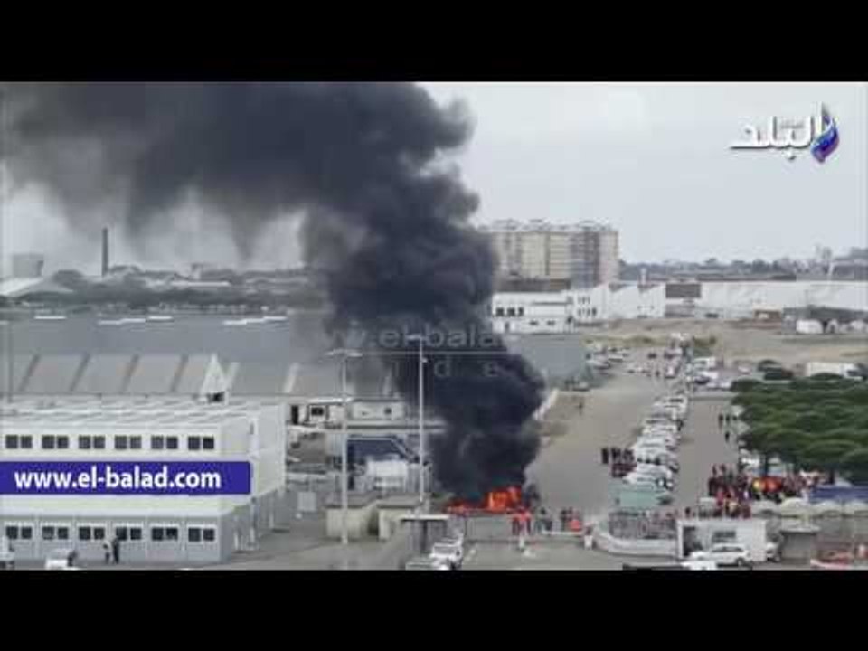صدى البلد | محتجون فرنسيون على قانون العمل يضرمون النار فى قلب باريس