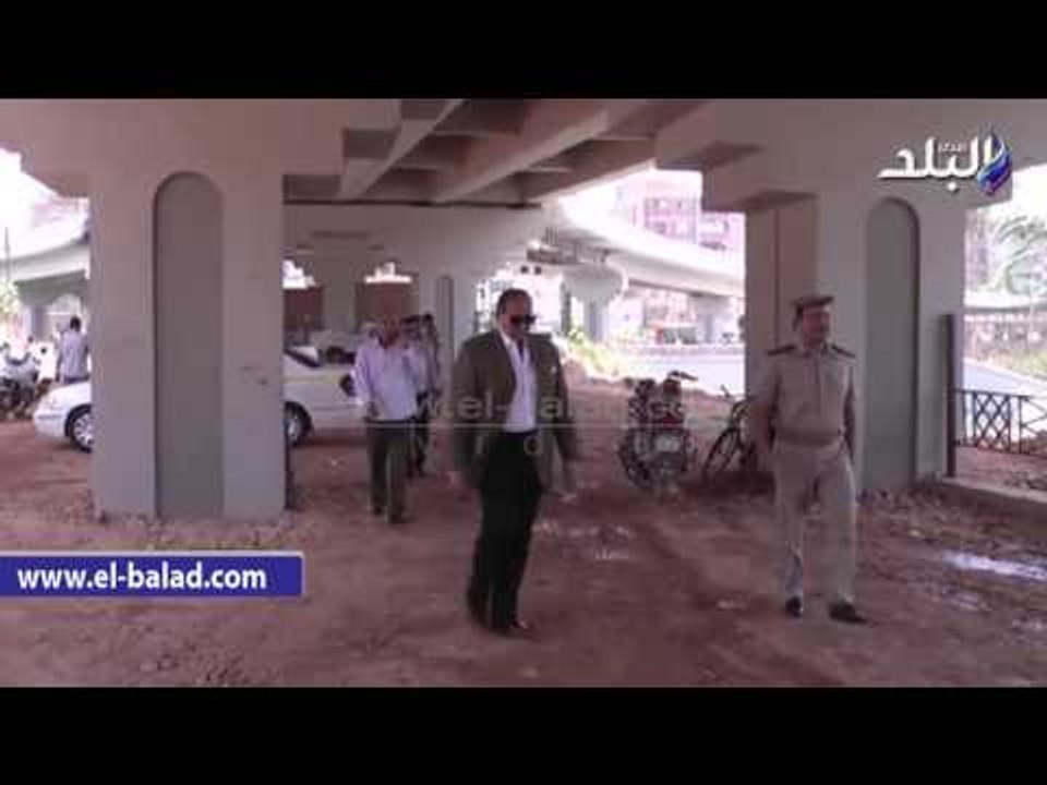 صدى البلد | محافظ سوهاج يتفقد موقف سيارات جهينة...