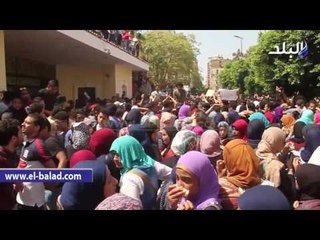 صدى البلد |  طلاب الثانوية العامة يقتحمون "التحرير " ويهتفون "