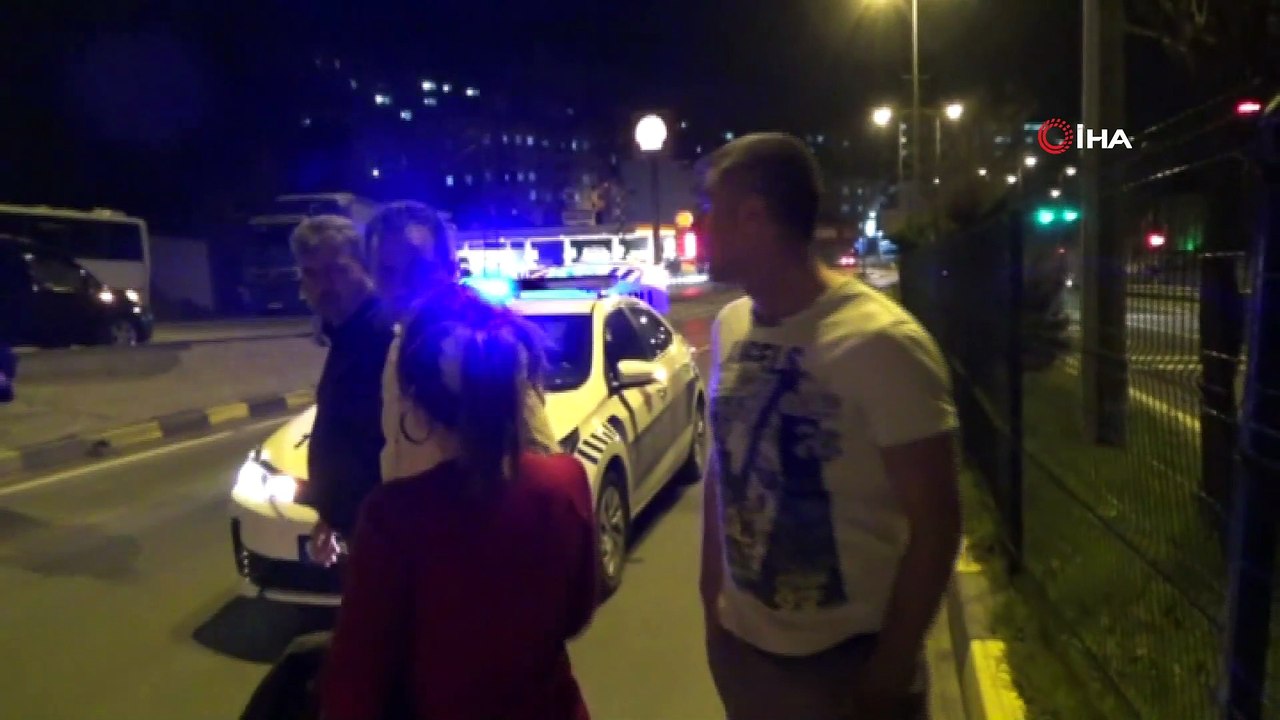 Hatalı sollama yapan tır otomobile çarptı