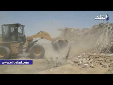 صدى البلد | المنيا تبدأ في إزالة التعديات على جانبي الشبكة القومية للطرق