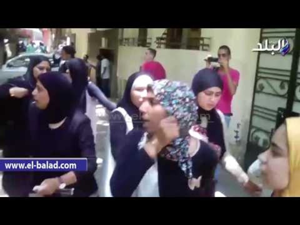 صدى البلد | الأمن يحتجز العشرات من طلاب الثانوية ويستعين بالشرطة النسائية