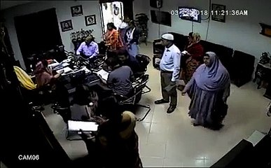 আত্মহত্যার আগে বাবা-মায়ের সাথে ভিকারুন্নিসার প্রিন্সিপালের কক্ষে অরিত্রি