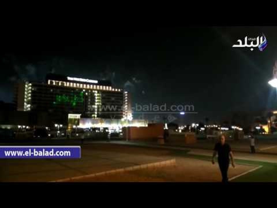 صدى البلد | مواطنون يطلقون الألعاب النارية بكورنيش النيل احتفالا بثورة 30 يونيو‎