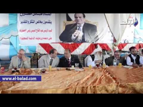صدى البلد | محافظ مطروح يستقبل المهنئين بعيد الفطر في الخيمة البدوية