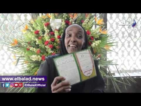 صدى البلد | السيدات يستقبلن وفد «العربى الناصري» بالزغاريد أمام ضريح عبد الناصر