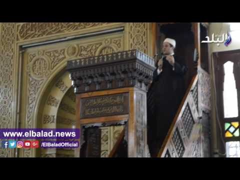 صدى البلد | مظهر شاهين يخالف تعليمات الأوقاف فى الخطبة المكتوبة