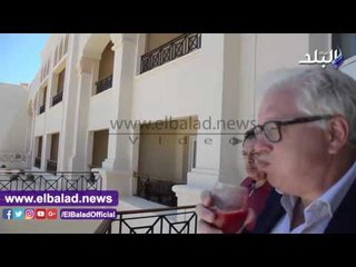 صدى البلد | زعيم الأغلبية بالبرلمان الإيطالي في جولة بمنتجع كليوباترا بشرم الشيخ بصحبة أبو العينين