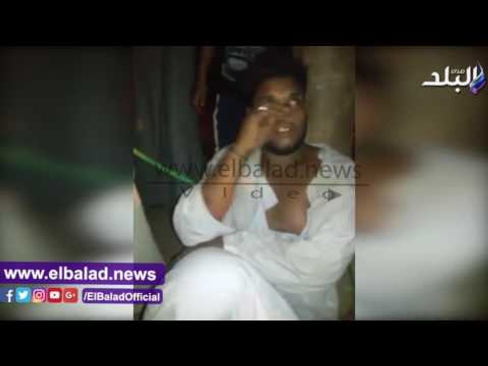 صدى البلد |  أهالى قرية البراهمة بقنا ينتقمون من لص "مواشي" بتقييده في عامود انارة