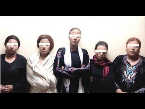 القبض على ضابط شرطة يدير مسكنه لممارسة الدعارة | صدى البلد