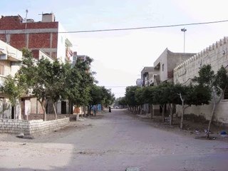 شاهد....قرية  "حوض 9 " من يسكنها يحكم عليه بالموت البطئ