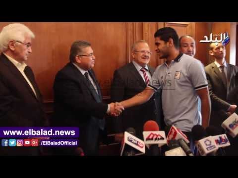 صدى البلد | وزير التعليم العالي يكرم طلاب بطولات العالم ويمنحهم مكافآت