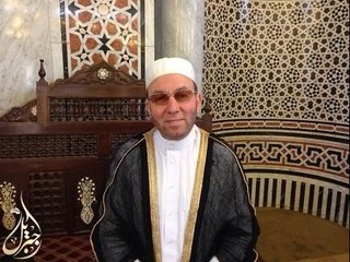 لحظة منع الشيخ محمد جبريل من دخول المسجد | صدى البلد