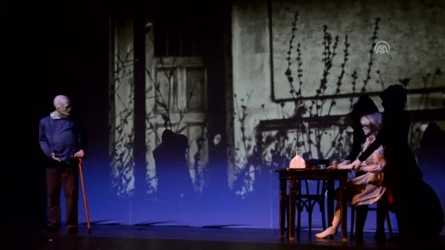 Bursa'da Uluslararası Balkan Ülkeleri Tiyatro Festivali Başladı